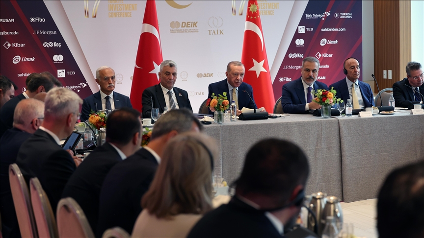 Cumhurbaşkanı Erdoğan: ABD ile 100 milyar dolarlık ticaret hacmi müşterek hedefimiz olmayı sürdürüyor