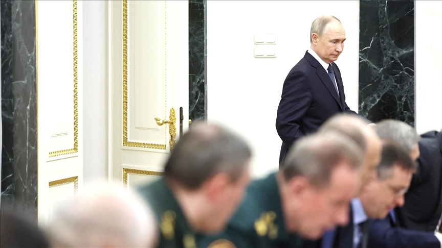 Russia ready to adhere to New START Treaty limits for 1 year after it expires next year: Putin