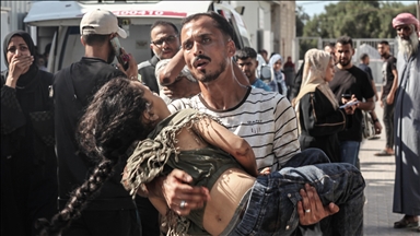 İsrail'in Gazze'ye düzenlediği saldırılarda 12 Filistinli hayatını kaybetti