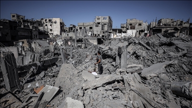 الإغاثة الفلسطينية: إسرائيل دمرت مركزنا الطبي بغزة وتحاصر آخر