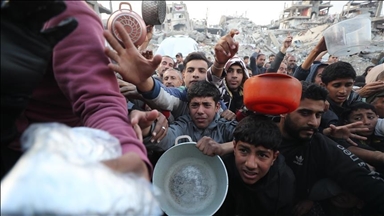 حكومة غزة: إسرائيل تكرس تجويع الفلسطينيين بإغلاق معبر زيكيم 