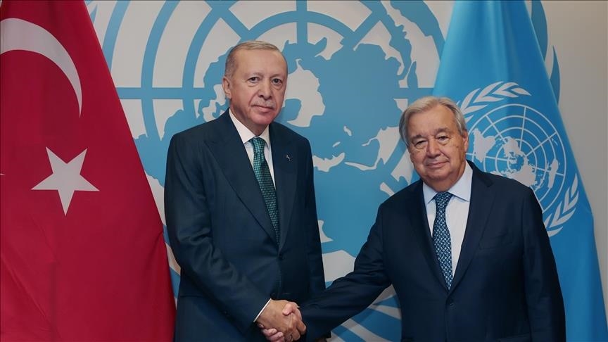 Presidenti Erdoğan thekson nevojën për reforma në OKB në takimin me Sekretarin e Përgjithshëm Guterres