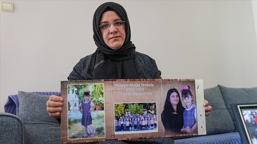 Asansörden düşen koltuğun altında kalan kızını kaybeden anne sorumluların cezalandırılmasını istiyor
