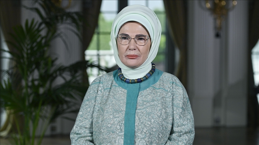 Emine Erdoğan: Bu buluşmanın barışa, kardeşliğe ve geleceğe umut taşımasını diliyorum Emine Erdoğan: Bu buluşmanın barışa, kardeşliğe ve geleceğe umut taşımasını diliyorum