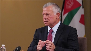 عاهل الأردن يدعو لوقف الحرب على غزة وتطبيق حل الدولتين 