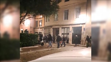 France : Un groupe d’extrême droite attaque un bar antifasciste à Brest