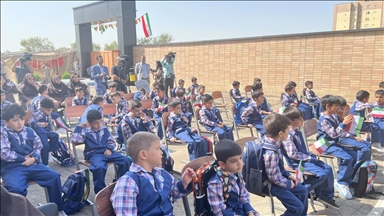 زنگ آغاز سال تحصیلی جدید در ایران نواخته شد