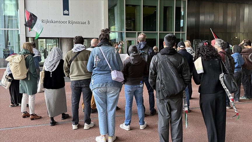 Bir grup Hollandalı, Dışişleri Bakanlığından Sumud Filosu'ndakilerin korunmasını istedi