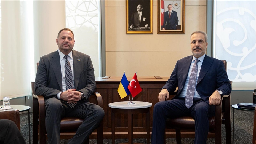 Dışişleri Bakanı Fidan, Ukrayna Devlet Başkanlığı Ofisi Başkanı Yermak ile New York'ta görüştü Dışişleri Bakanı Fidan, Ukrayna Devlet Başkanlığı Ofisi Başkanı Yermak ile New York'ta görüştü