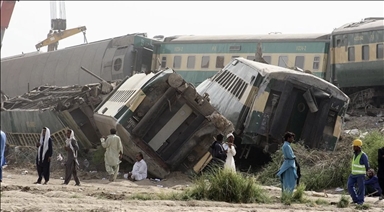 حمله با بمب دست‌ساز به قطار مسافربری در پاکستان