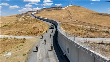 Turska završila izgradnju 204 kilometra sigurnosnog zida na granici s Iranom