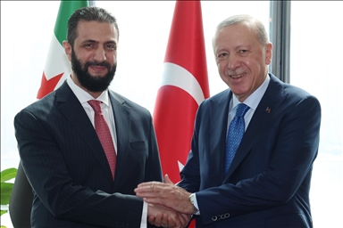 الرئيس أردوغان: تركيا تتطلع لرفع جميع العقوبات عن سوريا في أقرب وقت 
