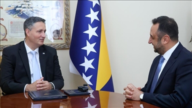 Boşnak lider Becirovic'ten ülkesinin toprak bütünlüğüne verdiği destek için Türkiye'ye teşekkür