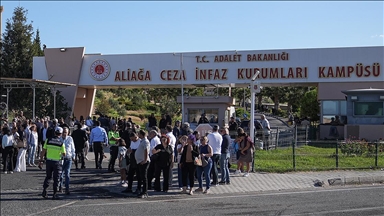 İzmir Büyükşehir Belediyesine yönelik "kooperatif" davasında ara karar