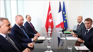 Erdogan najavio da će Turska pojačati saradnju s Francuskom u trgovini, energetici i odbrani