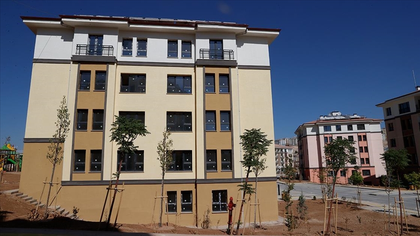 Malatya'da 11 bin konutun inşa edildiği Bahçebaşı'nda çalışmalar sürüyor