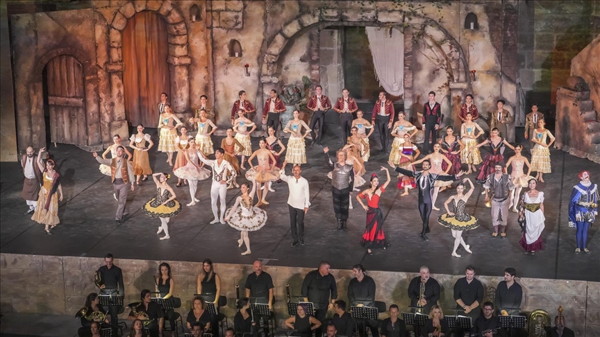 Don Quixote ballet enchants audiences at Türkiye’s Aspendos Opera and Ballet Festival