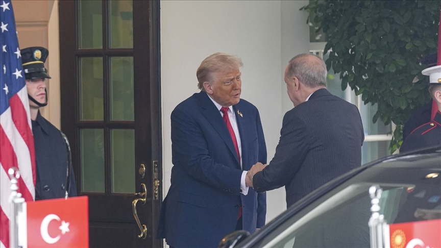 أردوغان يغادر البيت الأبيض عقب مباحثاته مع ترامب 