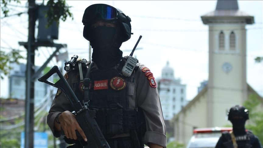 Indonesia identifies 1,000 suspects in deadly protests
