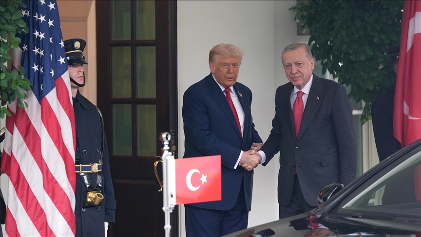 Trump welcomes Turkish President Erdogan at White House for talks