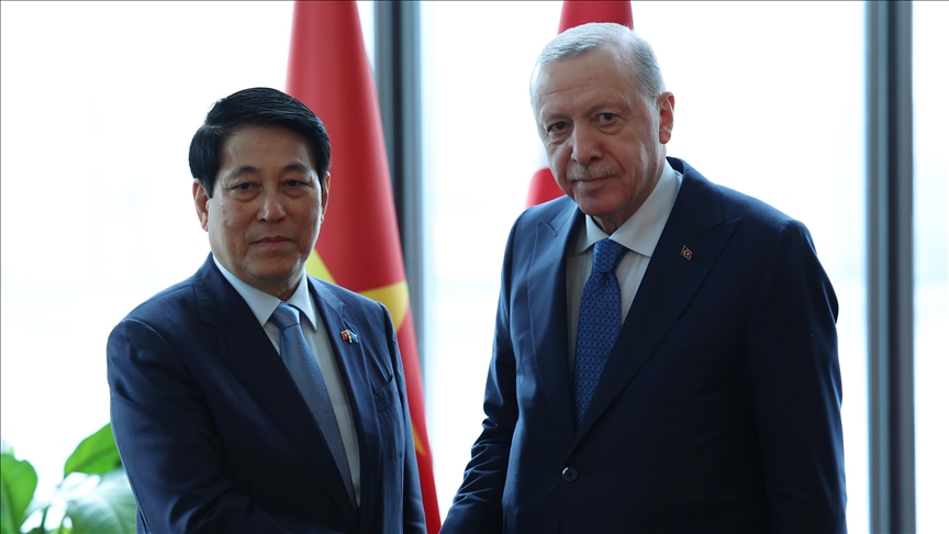 Turkish president, Vietnamese counterpart discuss ties, regional issues