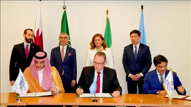 السعودية وقطر تدعمان القطاع العام السوري بـ89 مليون دولار