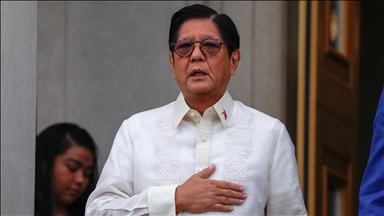Philippine president says differences over South China Sea should not define Manila's ties with Beijing