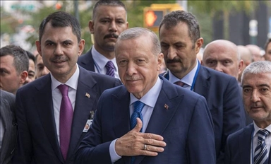 الرئيس أردوغان يصل واشنطن للقاء ترامب 