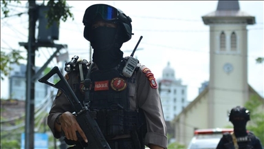 Indonesia identifies 1,000 suspects in deadly protests