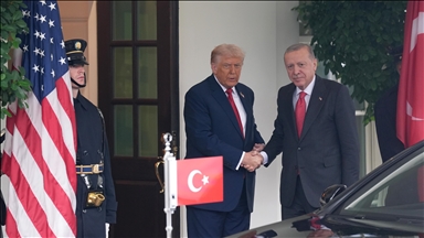 Trump welcomes Turkish President Erdogan at White House for talks