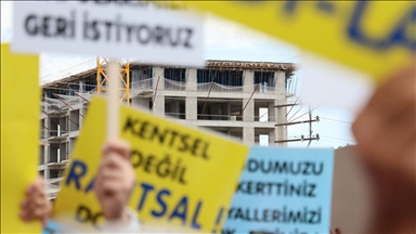 İzmir'deki kentsel dönüşüm hak sahipleri mağduriyetlerinin giderilmesini istiyor