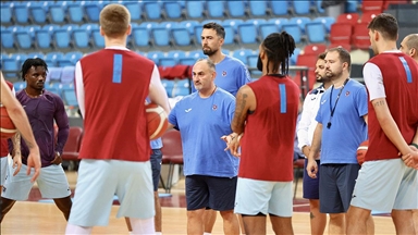 Trabzonspor, 7 yıl sonra döndüğü Basketbol Süper Ligi'nde üst sıraları hedefliyor 