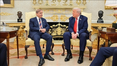 Pakistan’s prime minister lauds Trump for his role in securing ceasefire with India