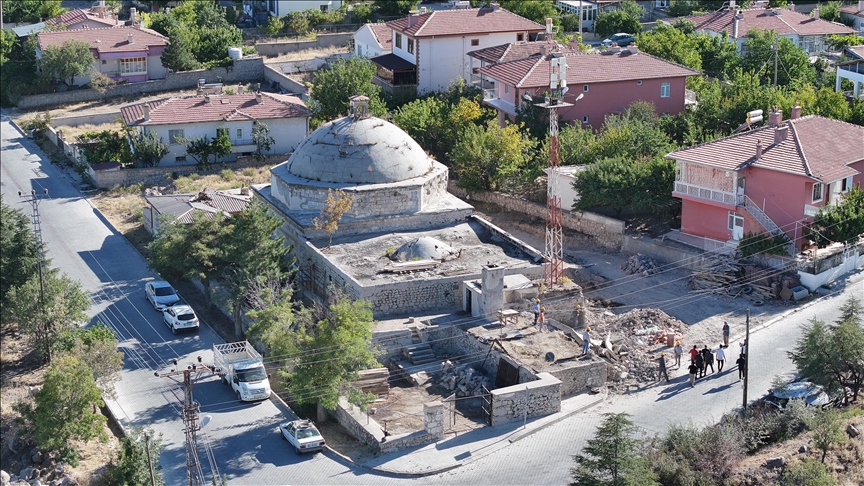 Niğde'deki tarihi Fertek Hamamı'nda kapsamlı restorasyon başlatıldı
