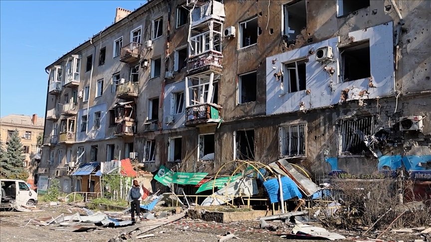 Russia claims to capture 3 settlements in 2 Ukrainian regions