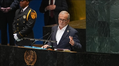 الرئيس الإيراني: واشنطن تعرقل أي اتفاق نووي محتمل