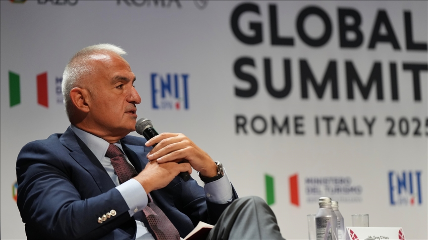 Bakan Ersoy, Türkiye'nin "gece müzeciliği" deneyimini WTTC Küresel Zirvesi'nde anlattı