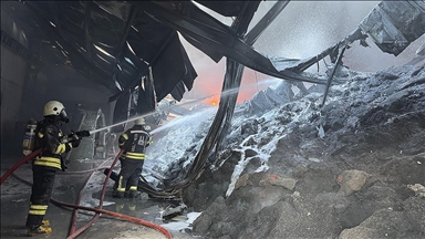 Erzurum'da ham madde üretim tesisinde çıkan yangın kontrol altına alındı