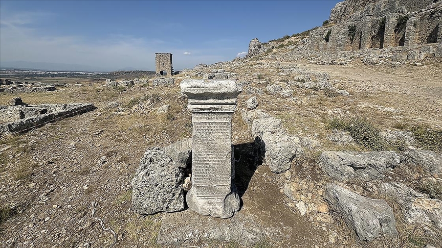 Antalya’da “Romalı kadın hayırsever Menodora”nın mezarı tespit edildi