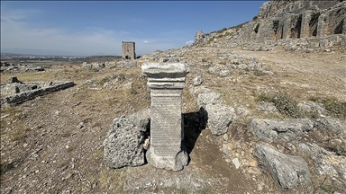 Antalya'da "Romalı kadın hayırsever Menodora"nın mezarı tespit edildi
