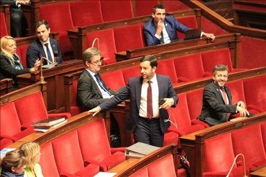 France : le Rassemblement national se dit prêt à ne pas censurer le gouvernement Lecornu
