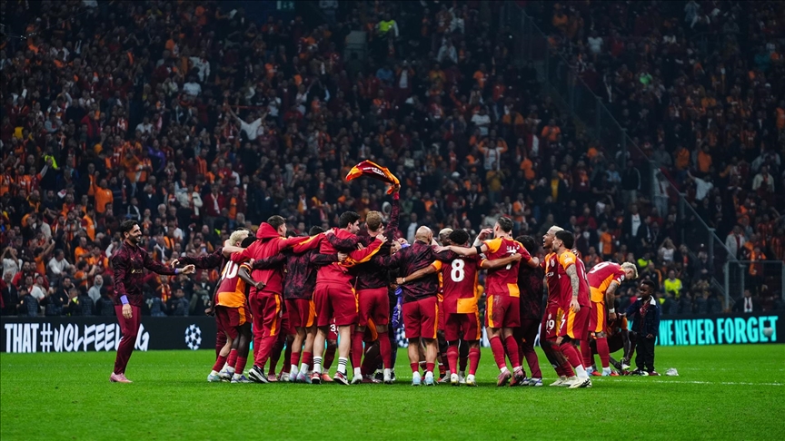 Galatasaray'ın Liverpool galibiyeti İngiliz gazetelerinde