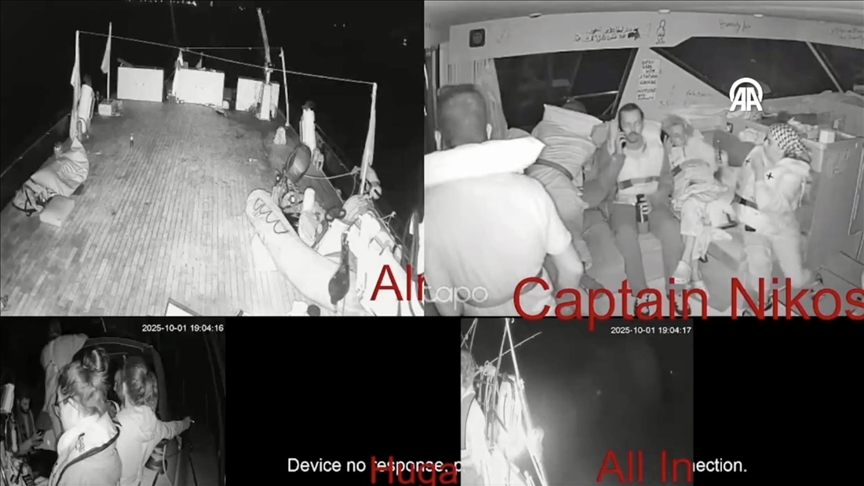 Tentera laut Israel pintas Flotila Sumud Global ketika ia menghampiri Gaza untuk pecahkan kepungan Tentera laut Israel pintas Flotila Sumud Global ketika ia menghampiri Gaza untuk pecahkan kepungan