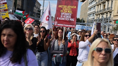 Workers, civil servants in Greece hold 24-hour strike over labor bill