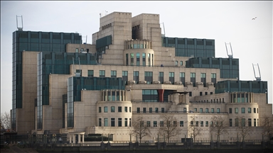 Dedesi Nazilerle işbirliği yapan Metreweli, MI6'nın ilk kadın başkanı oldu