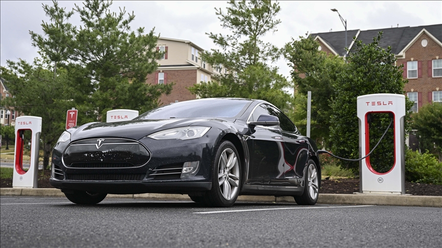 Tesla'nın otomobil teslimatları üçüncü çeyrekte arttı 