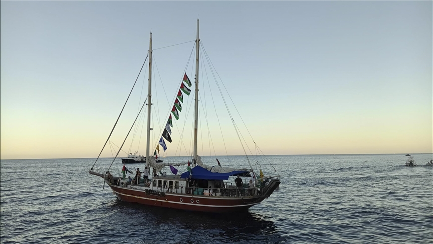 Flottille mondiale Sumud : Le navire Mikeno dans les eaux de Gaza