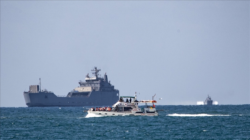 Flottille pour Gaza : plus de dix heures sans nouvelles de François Piquemal et des humanitaires kidnappés