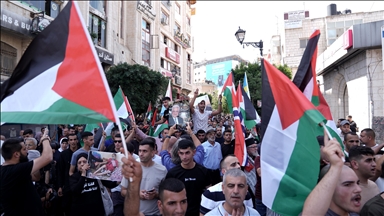 الضفة.. فلسطينيون ينددون بالهجوم الإسرائيلي على "أسطول الصمود"