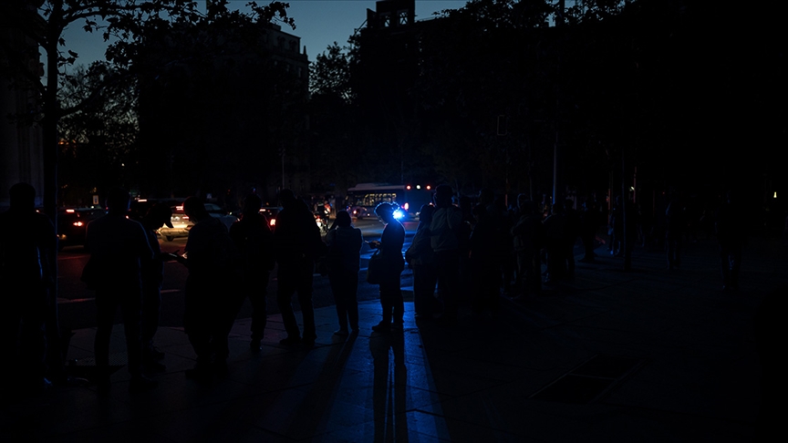İspanya ve Portekiz'de nisanda yaşanan elektrik kesintisinin türünün "ilk örneği" olduğu belirtildi